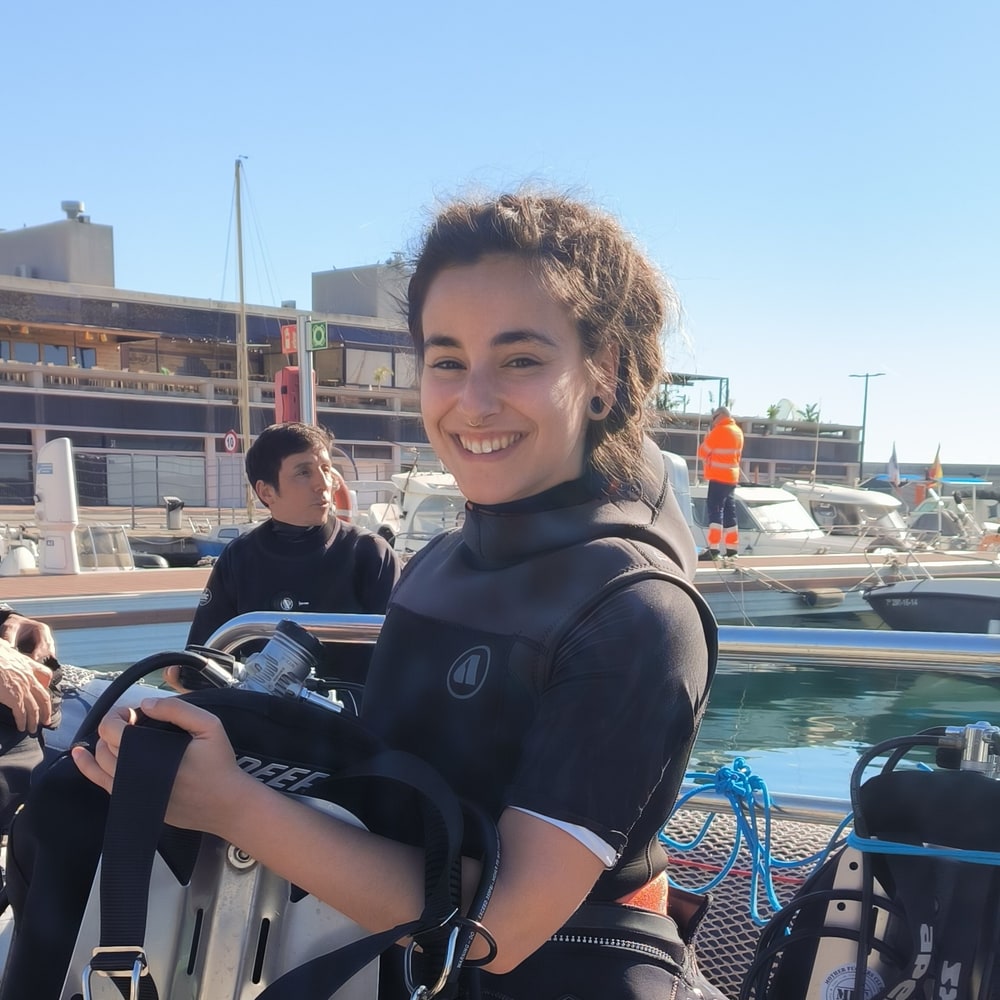 Ana · Divemaster · equipo de el club